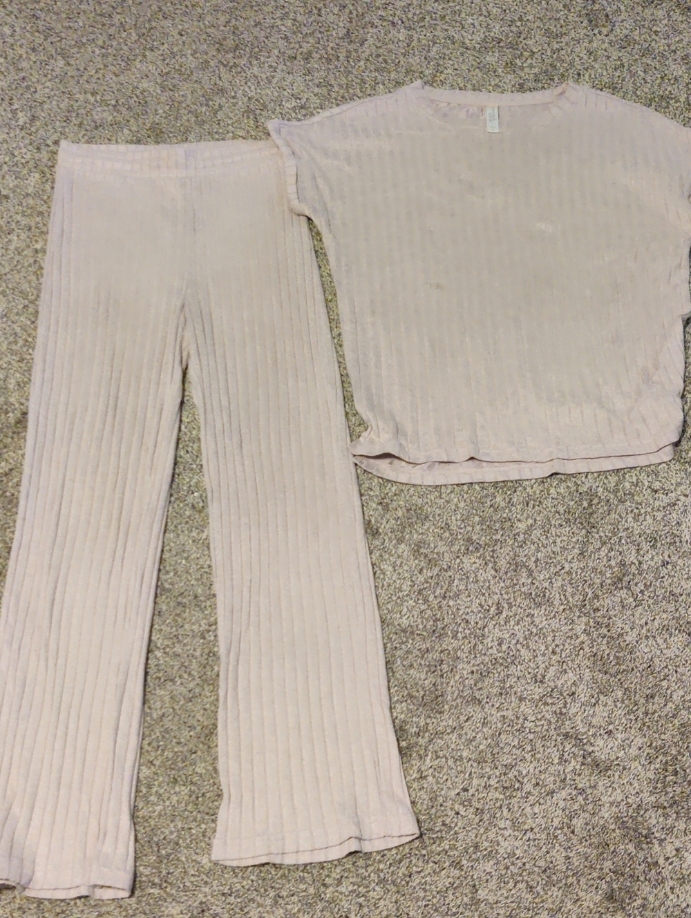 Soft Ribbed Lounge Set in Light Pink - Tranquil & True